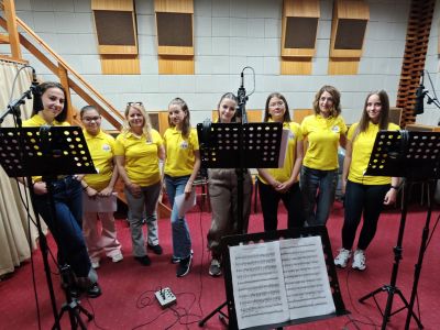 В звукозаписното студио 2