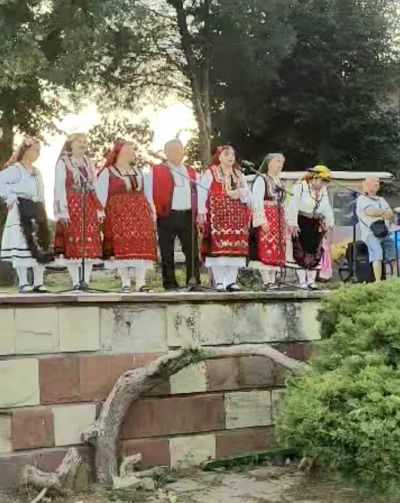 Кулинарния фестивал на Огледната баница, селския труд и вкусния воден лук 2024 - НЧ 15 септември 1903-1909г. - Разлог